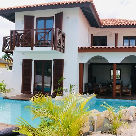 Neue Villa Tropic Paradise ウィレムスタッド エクステリア 写真