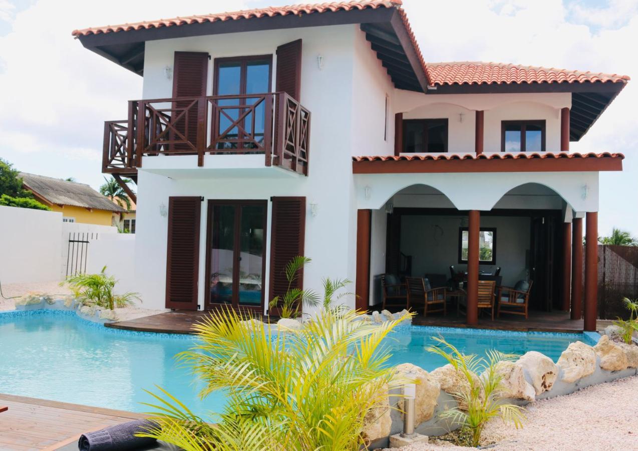 Neue Villa Tropic Paradise ウィレムスタッド エクステリア 写真